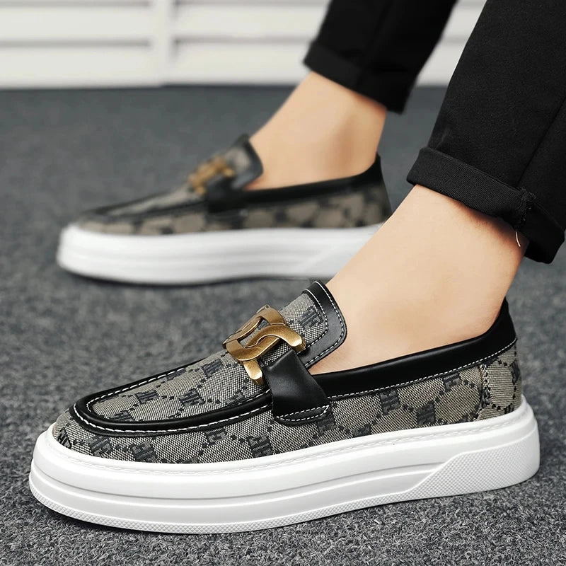 Buckled Butes: The Pinnacle of Poise - Men's Loafers
