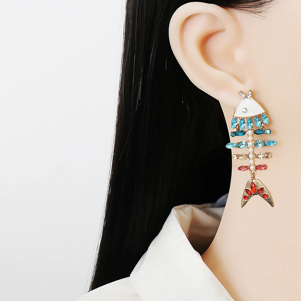 "Vivacious Verve" Rhinestone Fishbone Earrings