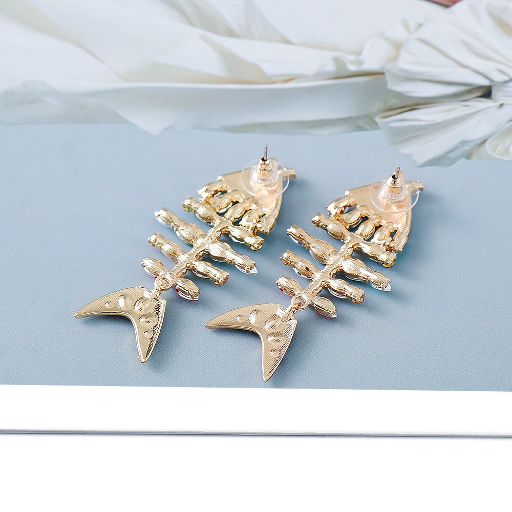 "Vivacious Verve" Rhinestone Fishbone Earrings