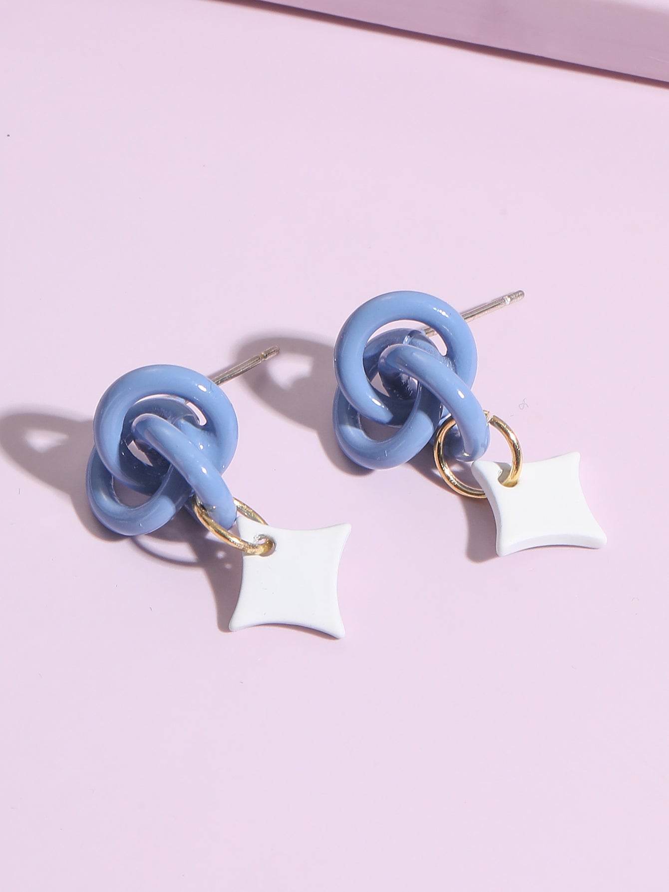 Simple and sweet geometric style blue spiral shaped earrings *great gift idea*