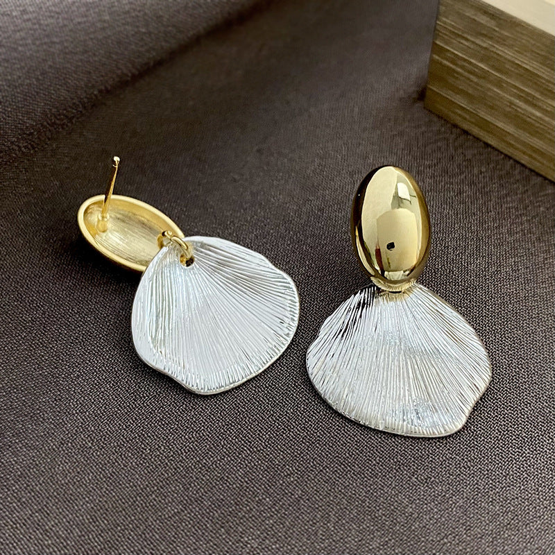 Golden Glimmer Clam Shell Drop Earrings