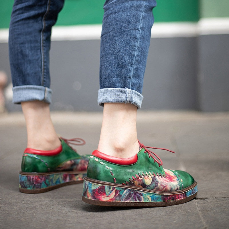 Timeless Elegance: Women's Green Leather Loafers, Genuine Sheepskin, British Lace-Up Design, Comfort and Style Combined