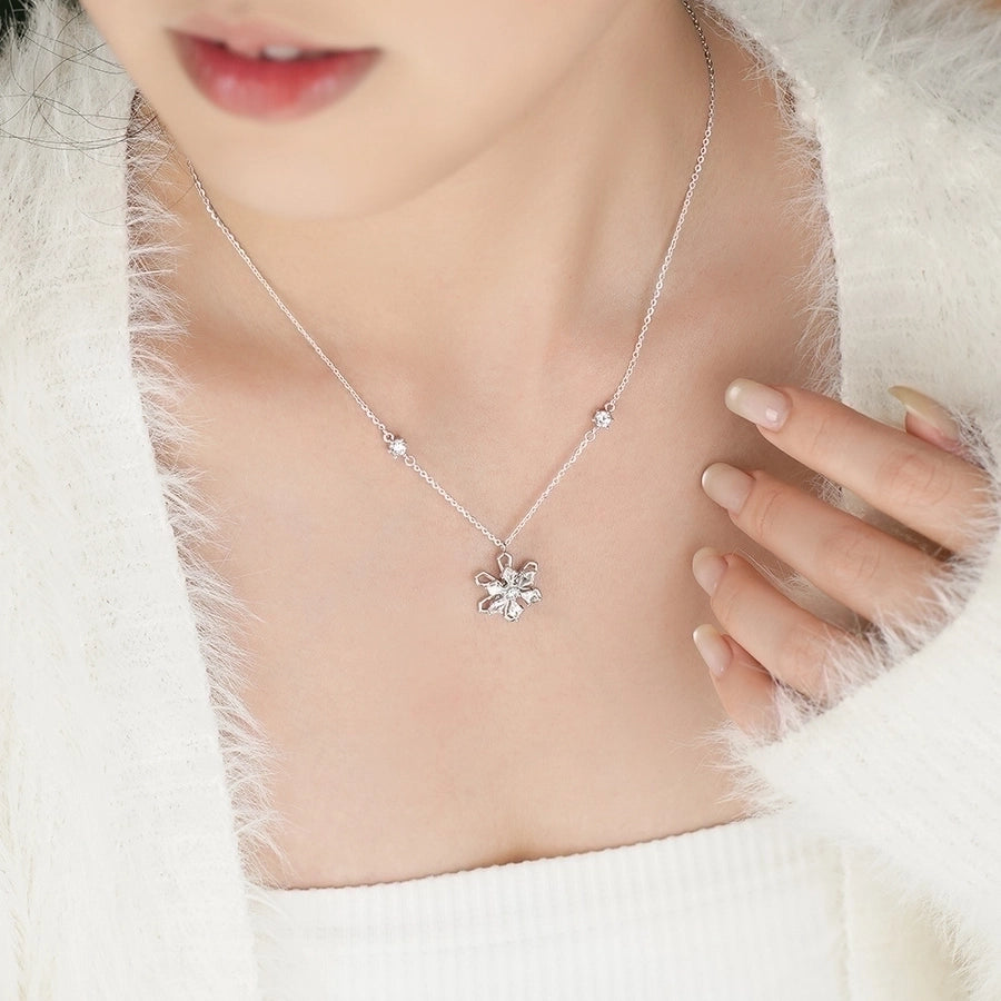 925 Sterling Silver Zircon cable chain Inlay Snowflake Pendant Necklace